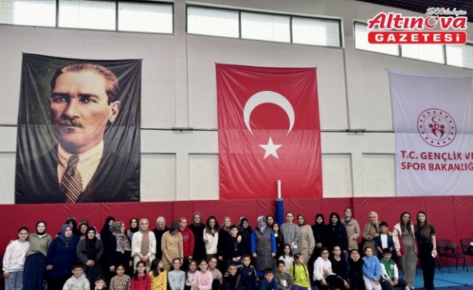 Ayancık'ta Anneler Günü etkinliği düzenlendi