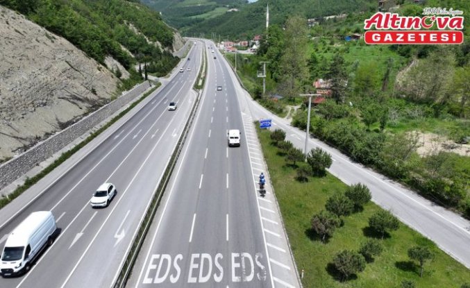 İki Alman gezgin kanserle mücadele farkındalığı için 13 bin kilometre pedal çevirerek Çin Seddi'ni aşacak