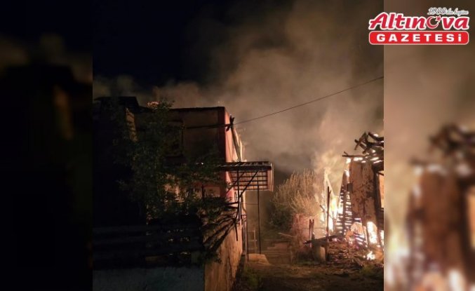 Tokat'ta çıkan yangında 3 ev kullanılamaz hale geldi