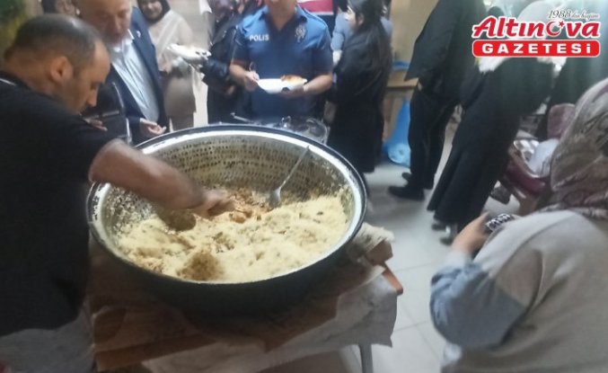 Yeşilyurt'ta Gazze için kermes düzenlendi