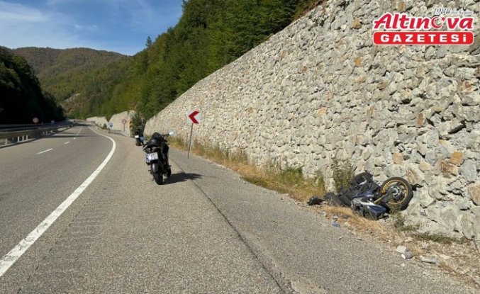 Bolu'da bariyere çarpan motosikletli hayatını kaybetti