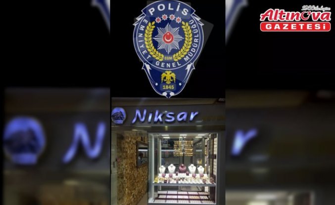 Niksar'da polis dolandırıcılık olaylarına karşı kuyumcularla toplantı yaptı