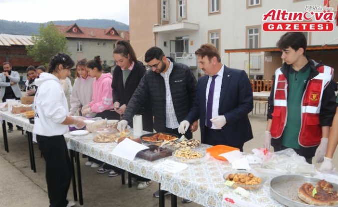 Taşova’da Gazze için yardım kermesi düzenlendi