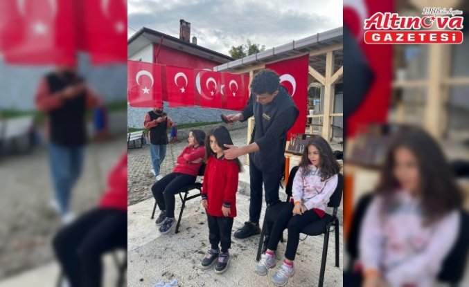 Tekkeköy'de öğrencilere Cumhuriyet Bayramı öncesi bayram tıraşı yapıldı