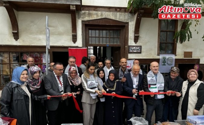 Gerze'de Filistin'e destek için Hayır Çarşısı açıldı