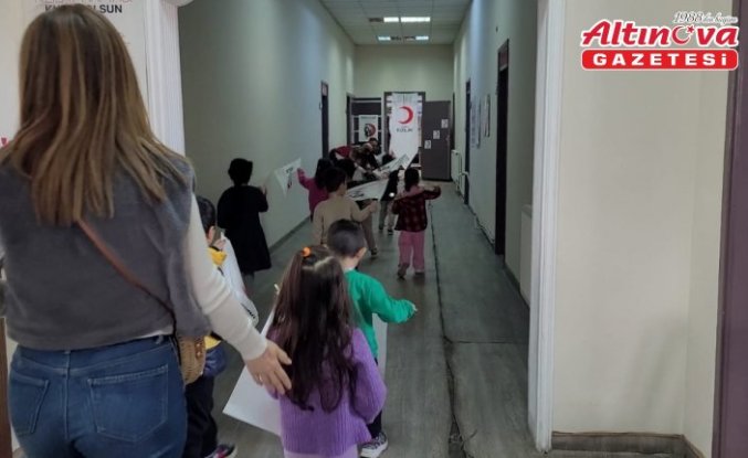 Türk Kızılay'dan Tekkeköy'de kışlık destek ve farkındalık buluşması