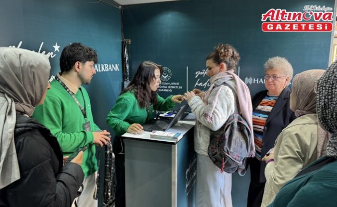 “Yükselen Kadınlar Girişimcilik Eğitim Tırı“ Rize'ye geldi