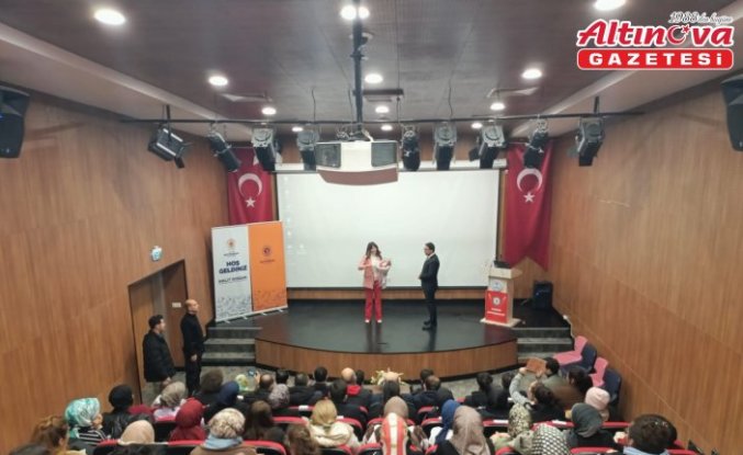 Asarcık’ta “Sınır var sinir yok“ söyleşisi düzenlendi