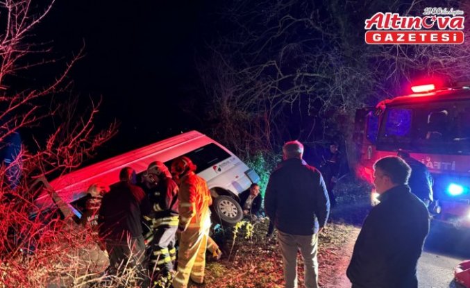 Bartın'da devrilen minibüsteki 4 kişi yaralandı