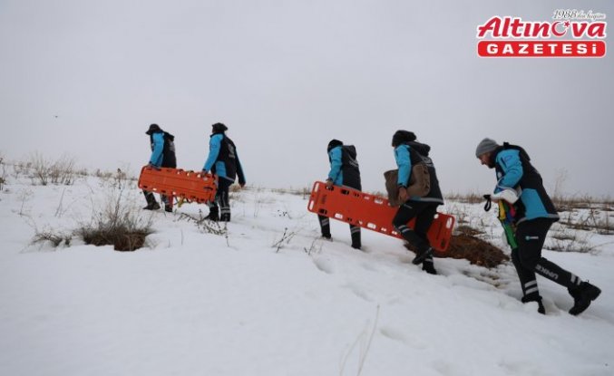 Bayburt'ta çığda arama kurtarma tatbikatı gerçekleştirildi