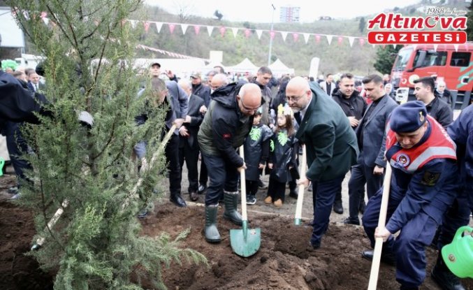 Giresun'da fidanlar toprakla buluşturuldu