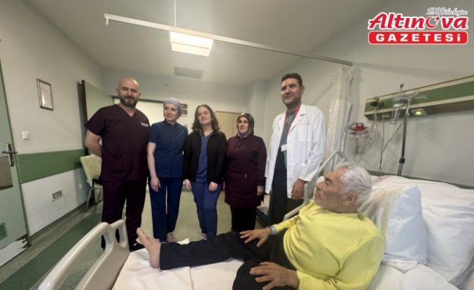 Güvercin göğsü ve skolyozu bulunan hastanın aort damarı kalbi 3 saat durdurularak değiştirildi