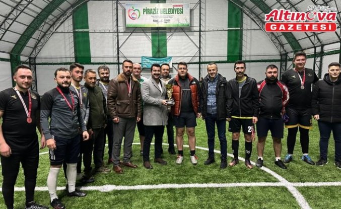 Piraziz'de kurumlar arasında futbol turnuvası düzenlendi