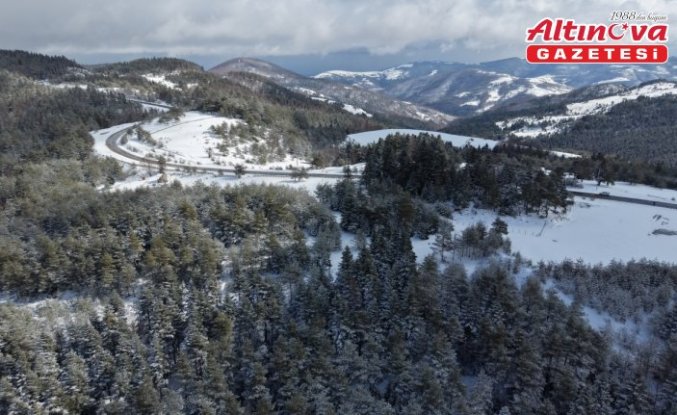 Alaçam'da karla kaplı Kızlan Yaylası dronla görüntülendi