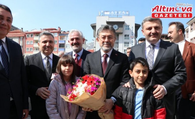 Tarım ve Orman Bakanı İbrahim Yumaklı, Gümüşhane'de ziyaretlerde bulundu