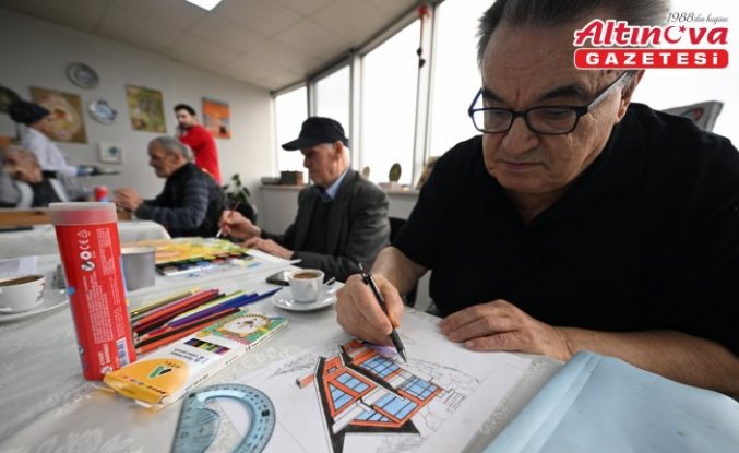 Türk Kızılay Konukevi sakinleri, sanatsal faaliyetlerle hayatlarına renk katıyor