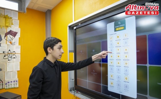 Üniversite adayları edebiyat konularını bulmaca çözerek öğreniyor