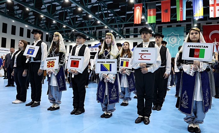 Samsun'da 7. Uluslararası Türk Dünyası Bilim ve Kültür Şenliği başladı